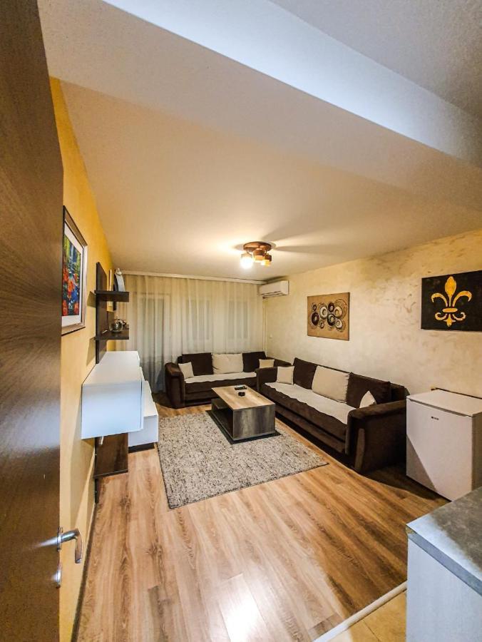 Avio Apartmani 2018 Novi Pazar Ngoại thất bức ảnh