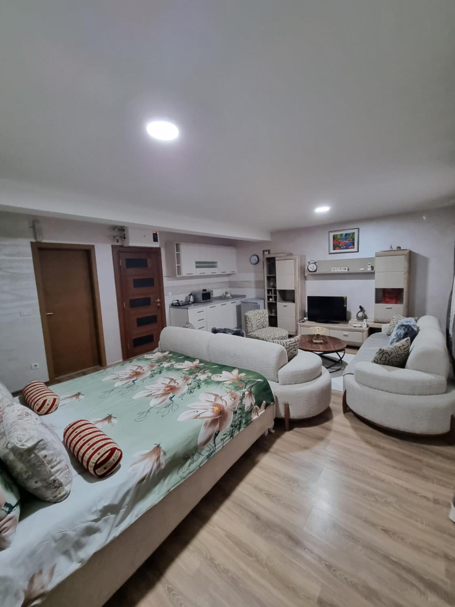 Avio Apartmani 2018 Novi Pazar Ngoại thất bức ảnh