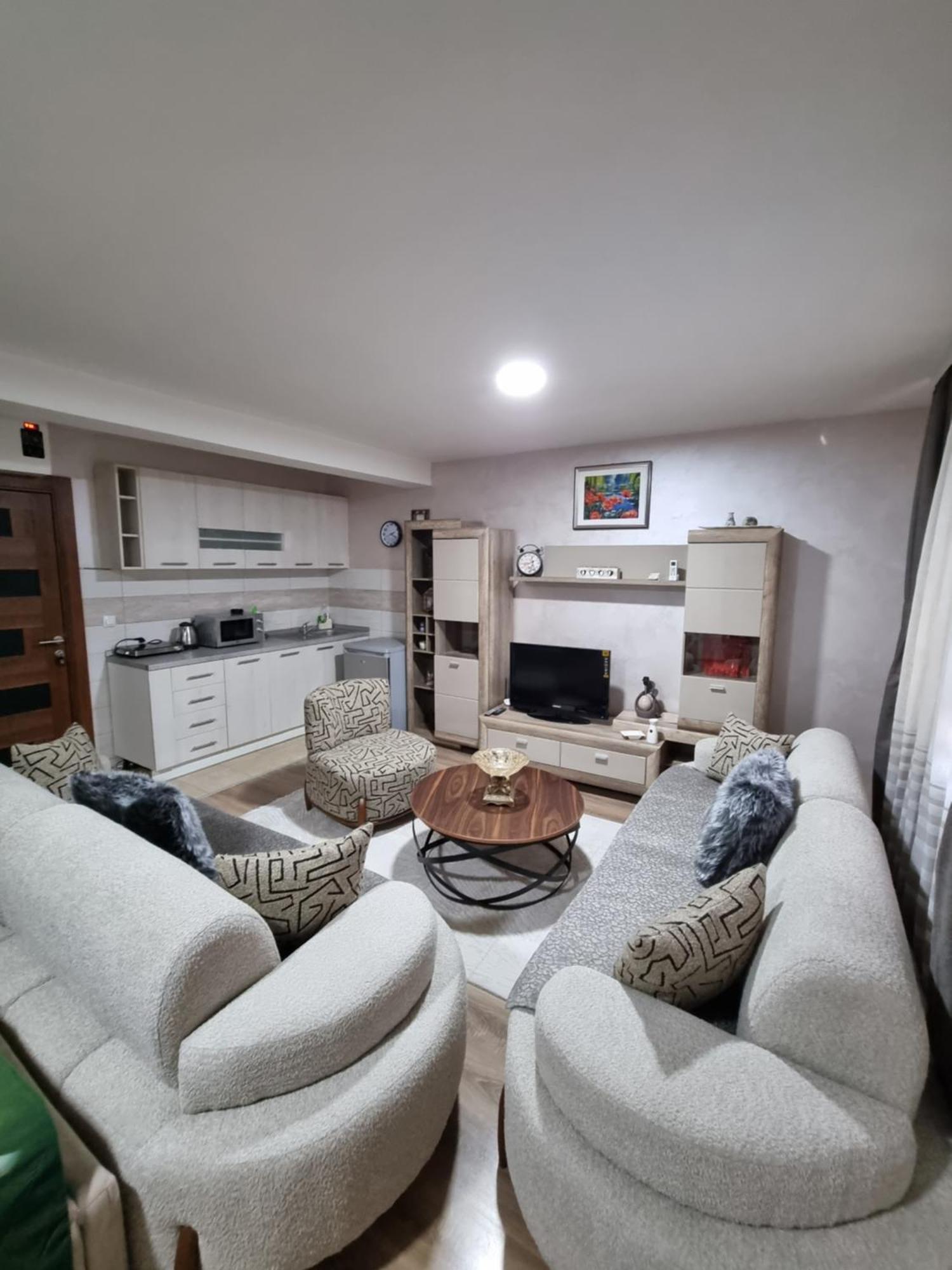 Avio Apartmani 2018 Novi Pazar Ngoại thất bức ảnh